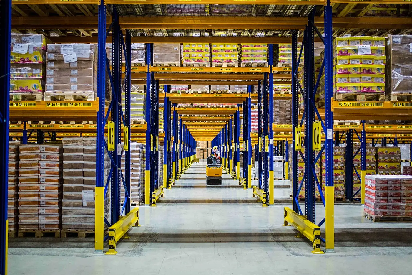 Таможенный склад