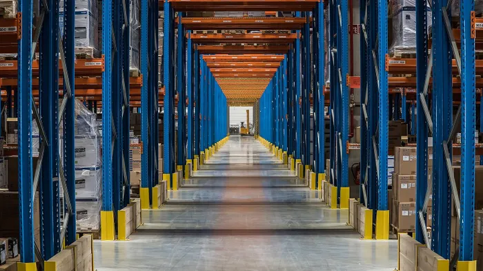 uw partner in inbound en outbound logistiek