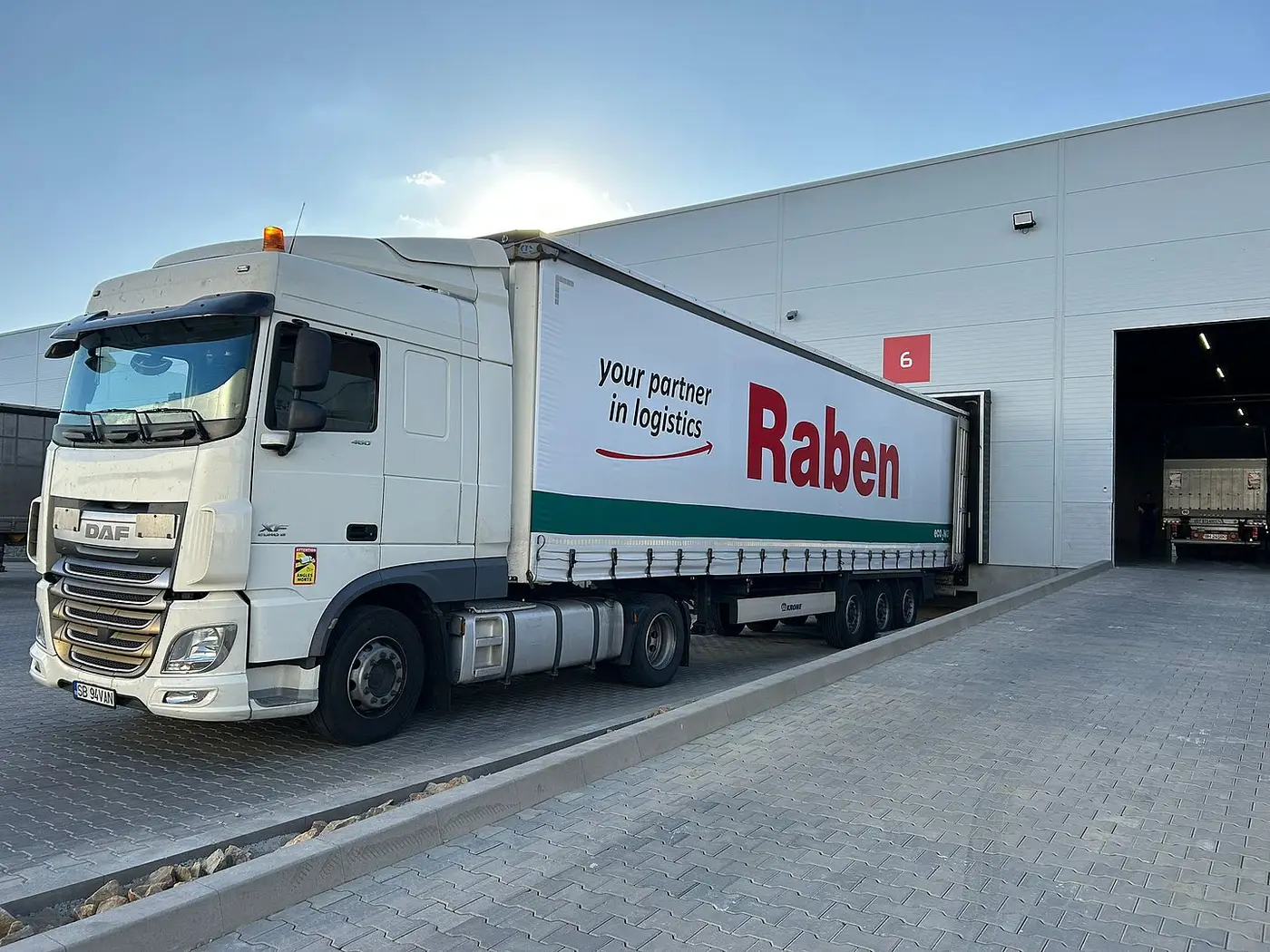 Camion Raben depozit Brasov