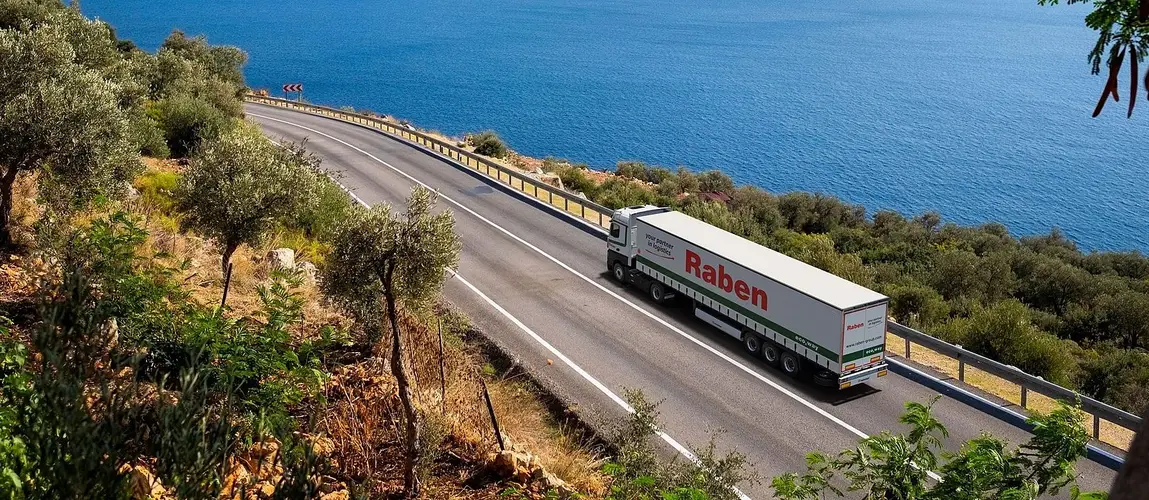 csm_Daily_transports_with_Greece_23e3c12d1c.jpg