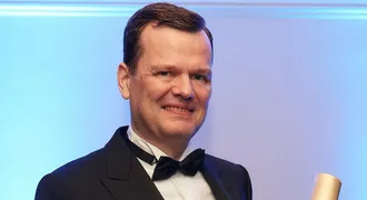 csm_2018_03_26_PM_Raben_Auszeichnung_LEO___DVZ_-_Grundt___002__69ee25fc4c.jpg