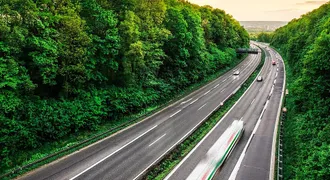 csm_Raben_road_transport_truck_LHV-min_1e16e1e899.jpg