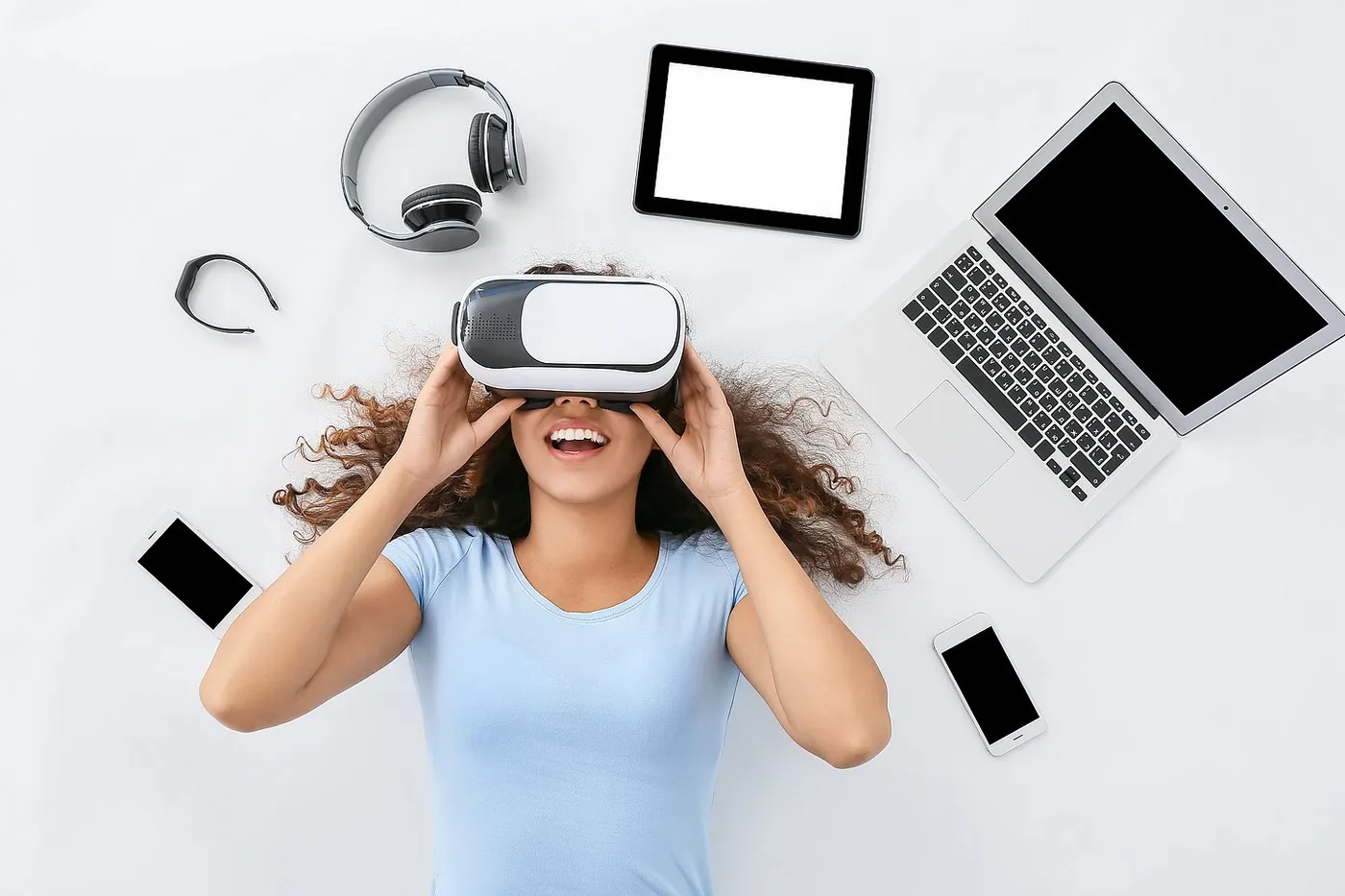 Κορίτσι με gadgets Raben INTERTRANS