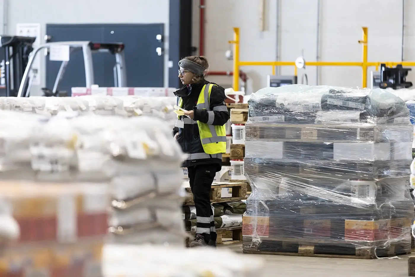 Value added services VAS VAL