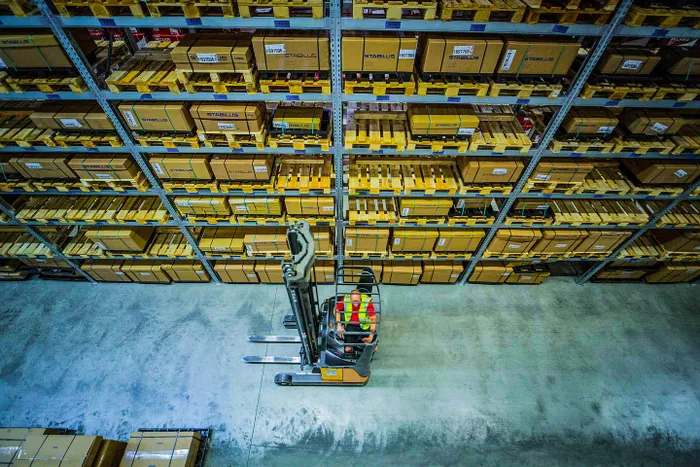 csm_Raben_warehouse_forklift_inside_1-min_cabdcbd3f8.jpg