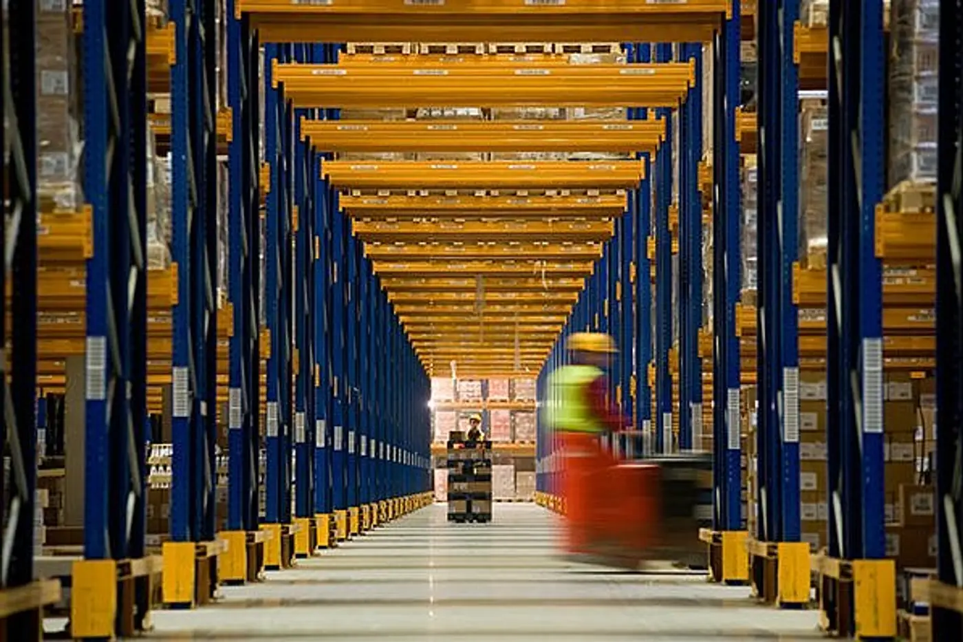 Warehouse Leistungen