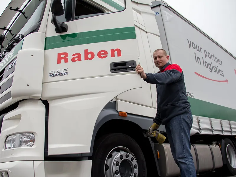 Truck driver Raben LKW