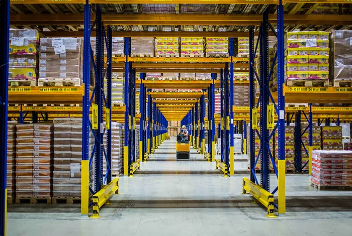 Magazzinaggio in Italia