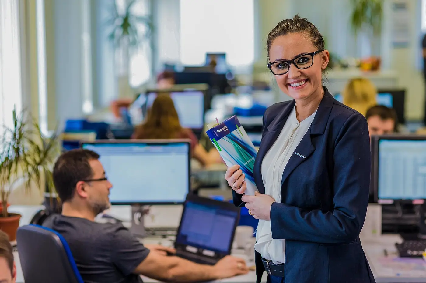 Raben Fresh office employee