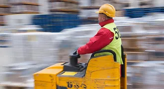 csm__fileadmin_user_upload_global_MediaCenter_ZDJECIA_PEOPLE_People_Contract_Logistics_15x10_5b75c1f05a.jpg