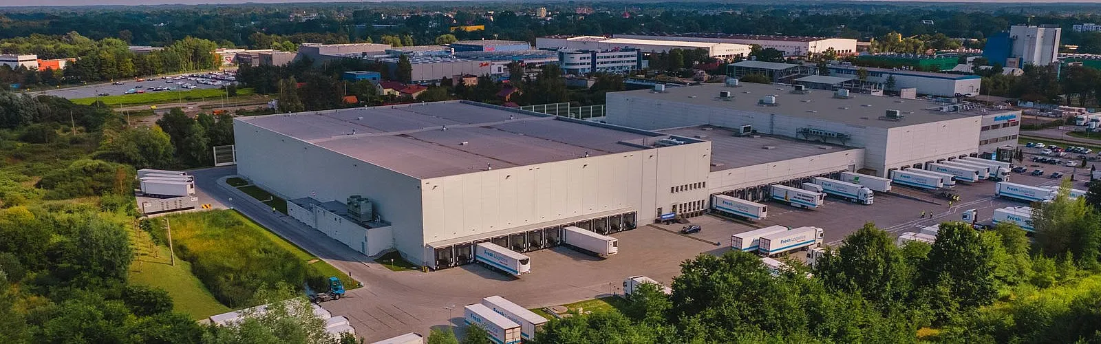 Fresh Logistics Polska warehouse hall with controlled temperature